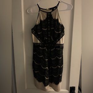 Forever 21 Size small halter lace dress